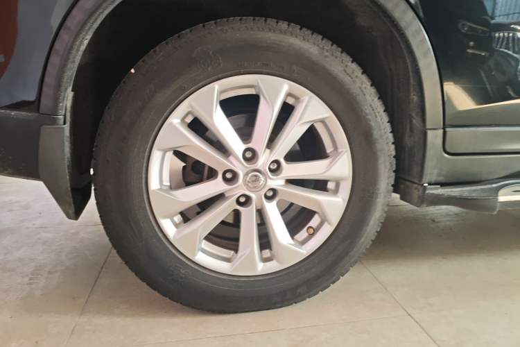 Used Nissan X-Trail 2014 2.0L CVT Comfort Edition 2WD
