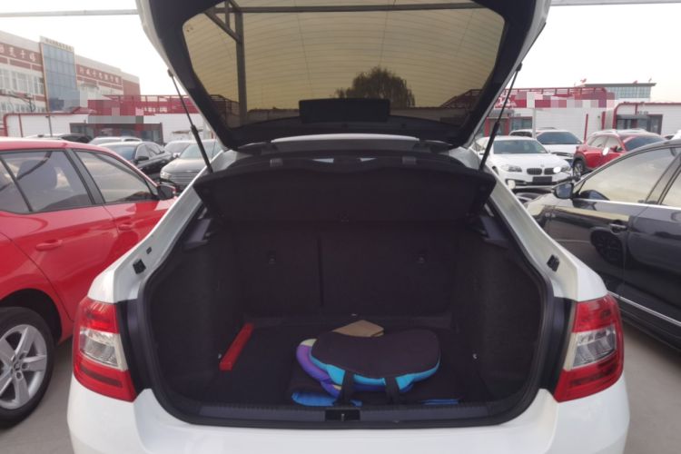 Used Skoda Octavia 2017 1.6L Automatic Smart Drive Edition