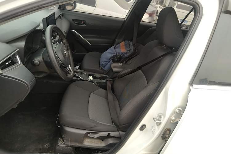 Used Toyota FRONTLANDER 2022 2.0L CVT Leading Edition
