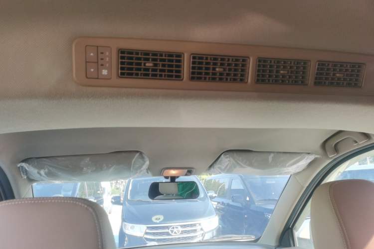 Used Wuling Hongguang 2019 1.5L S Comfort Edition China VI LAR
