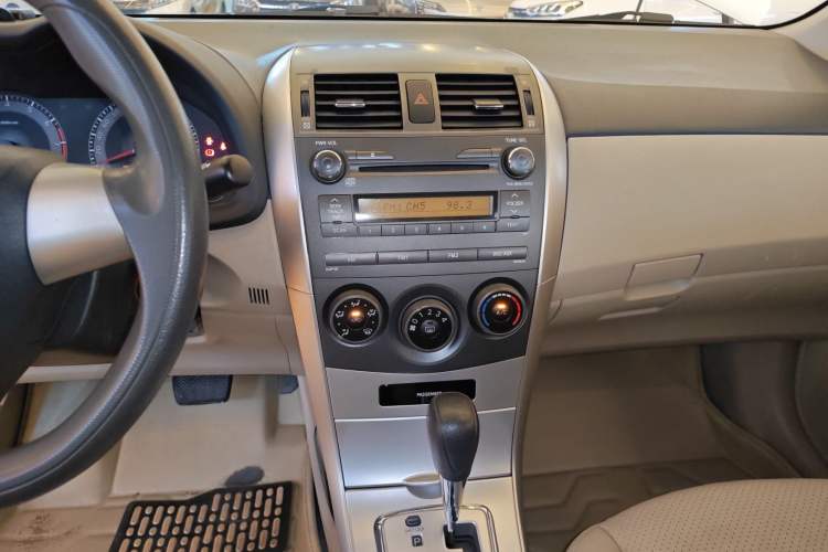 Used Toyota Corolla 2011 1.6L Automatic GL
