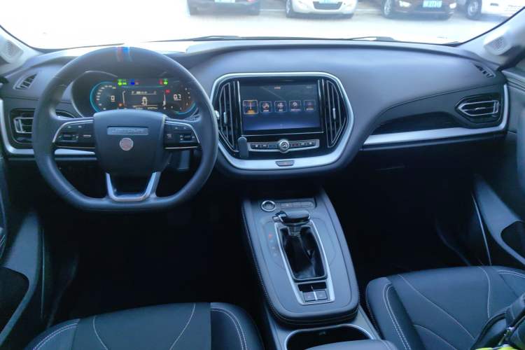 Used JETOUR X70M 2021 1.5T DCT Luxury Partner Model 7 Seats