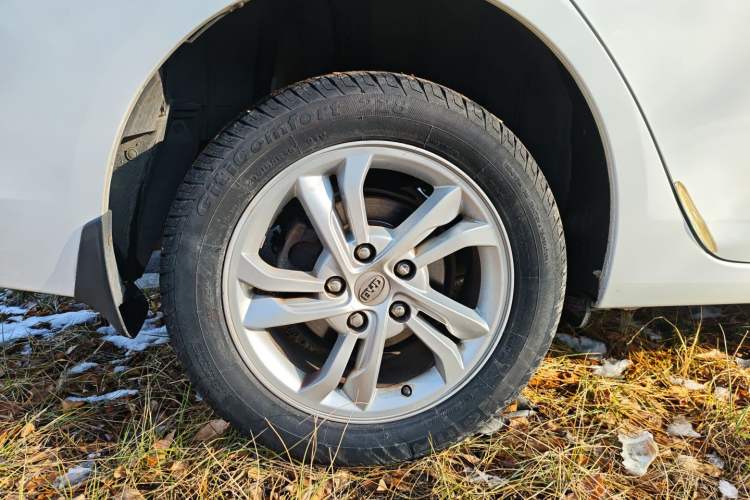 Used BYD Surui 2014 1.5L manual Comfort trim level
