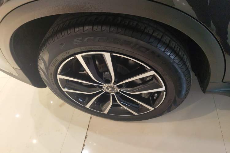 Used Mercedes-Benz GLC 2020 GLC 300 L 4MATIC Dynamic Edition
