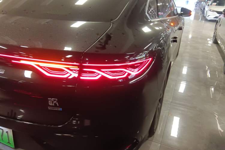 Used BYD Han 2025 DM-i Smart Drive 125KM Elite Model