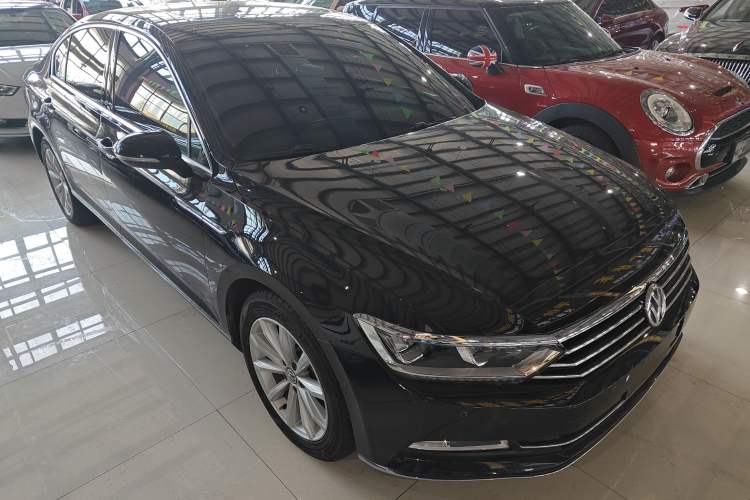 Used Volkswagen Magotan 2019 330TSI DSG Leading Model China VI Standard