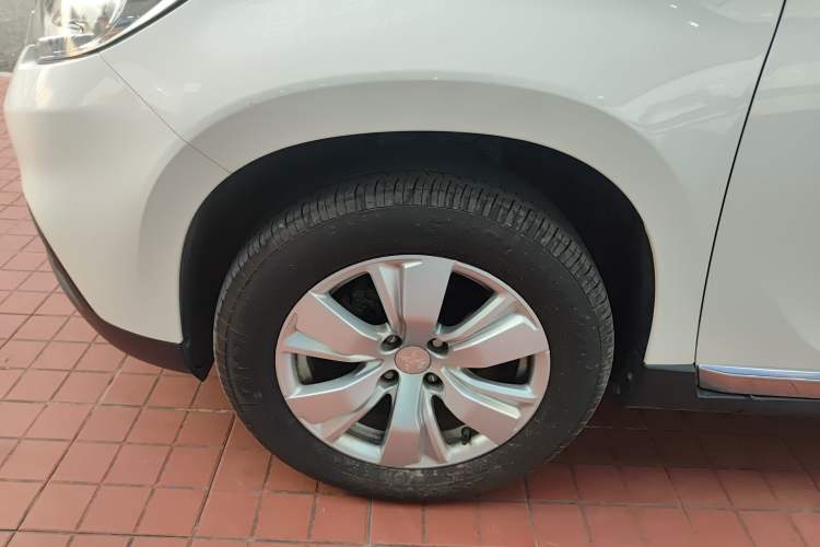 Used Peugeot 2008 2014 1.6L Automatic Fashion Edition
