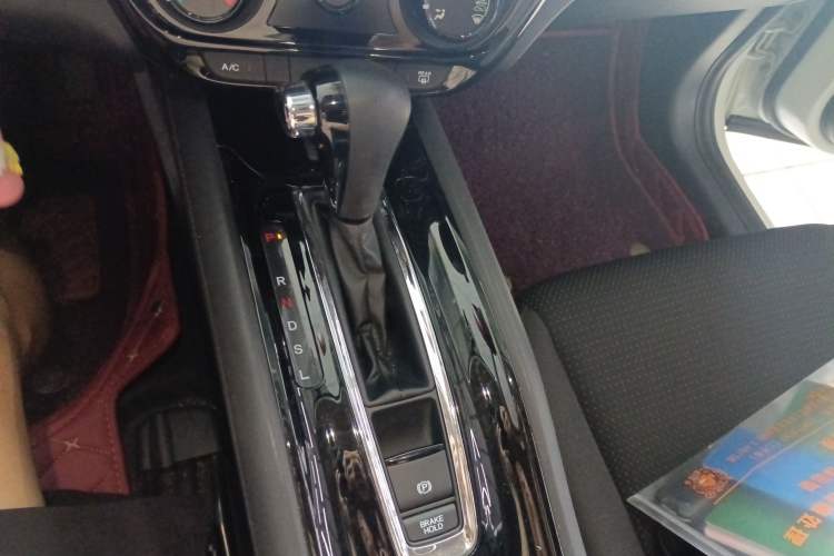 Used Honda Vezel 2020 1.5L CVT Elite Edition
