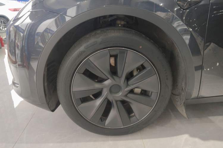 Used Tesla Model Y 2024 Rear-Wheel-Drive Version