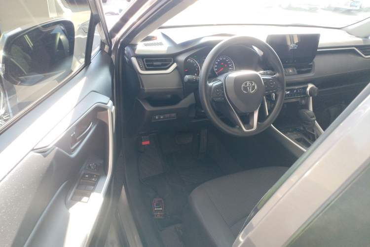 Used Toyota RAV4 2023 2.0L CVT Two-Wheel Drive Urban Edition
