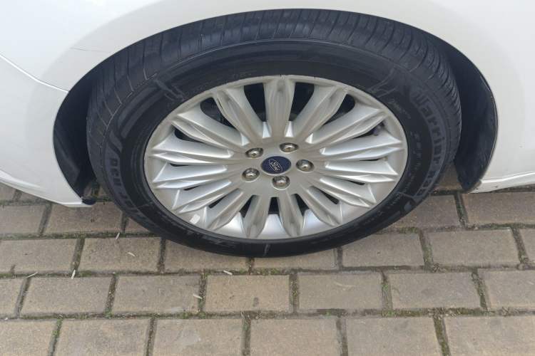 Used Ford Mondeo 2013 2.0L GTDi 200 Luxury Model