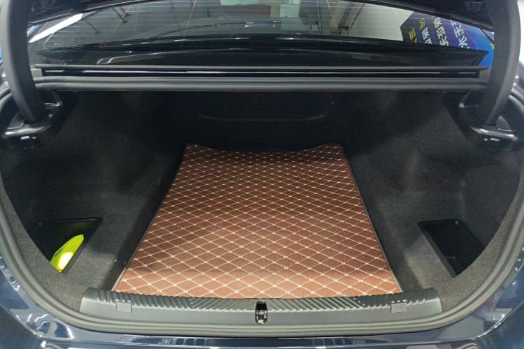 Used BMW 5 Series 2025 530Li Leading Model M Sport Package