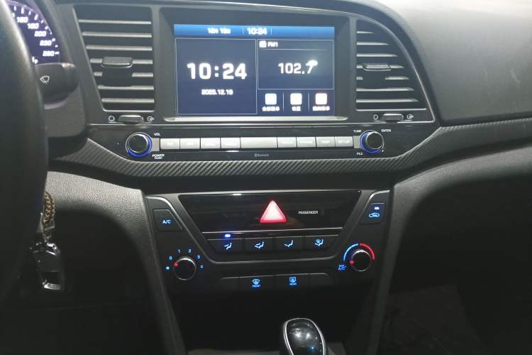 Used Hyundai Elantra 2016 1.4T Dual-Clutch Xuan Dong · Dynamic Version
