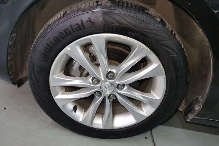 Used Buick Verano 2018 Sedan 20T Dual-Clutch Leading Model
