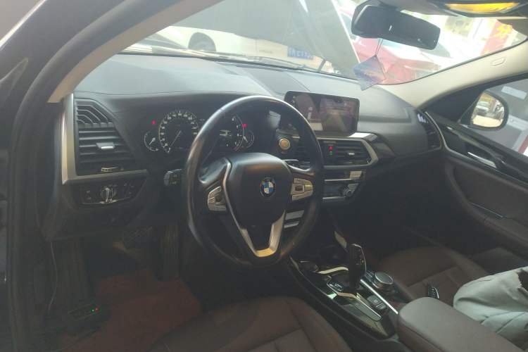 Used BMW X3 2018 xDrive25i Luxury Package China VI Emission Standard
