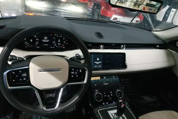 Used Land Rover Range Rover Evoque 2021 Range Rover Velar L 249PS R-Dynamic First Edition
