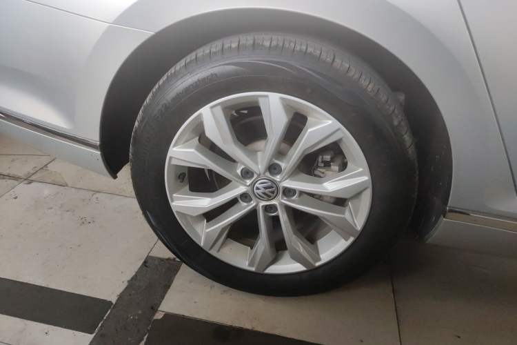 Used Volkswagen Magotan 2019 330TSI DSG Luxury Version China VI Standard
