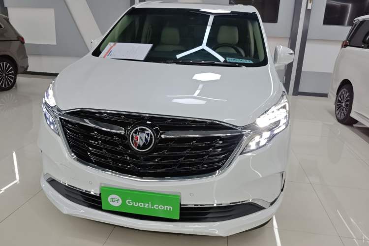 Used Buick GL8 2022 ES Landtrek 653T Luxury Edition