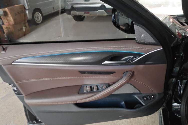 Used BMW 5 Series New Energy 2021 535Le Pioneer Edition M Sport Package
