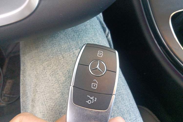 Used Mercedes-Benz C-Class 2021 C 200 L Fashion Edition Sport Version
