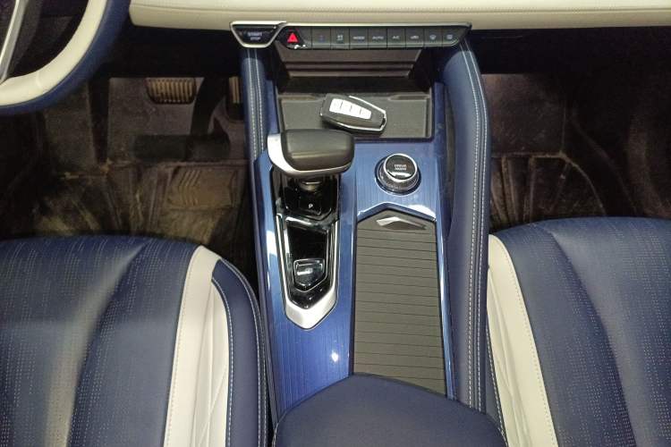 TDK.VehicleDetails.img