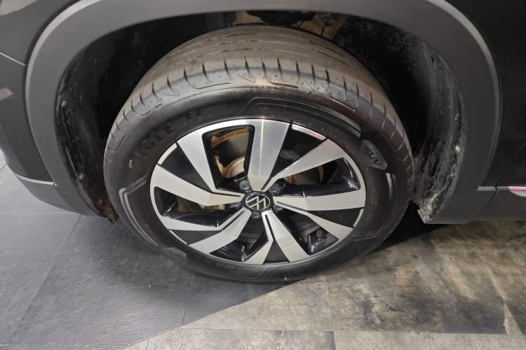 Used Volkswagen Tayron 2022 280TSI Two-Wheel Drive Luxury Smart Connectivity Version