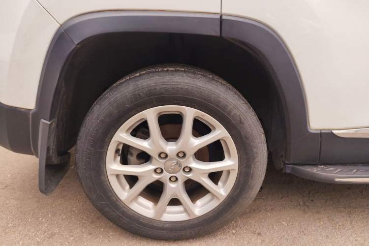 Used  Cherokee 2016 2.4L Leading Edition
