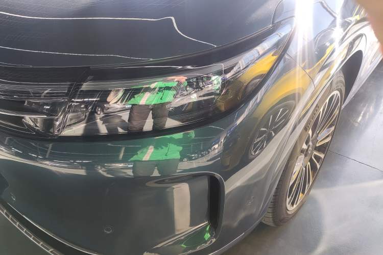 Used Hima AITO M7 2024 1.5T Intelligent Drive 4WD Ultra Version 5 Seats
