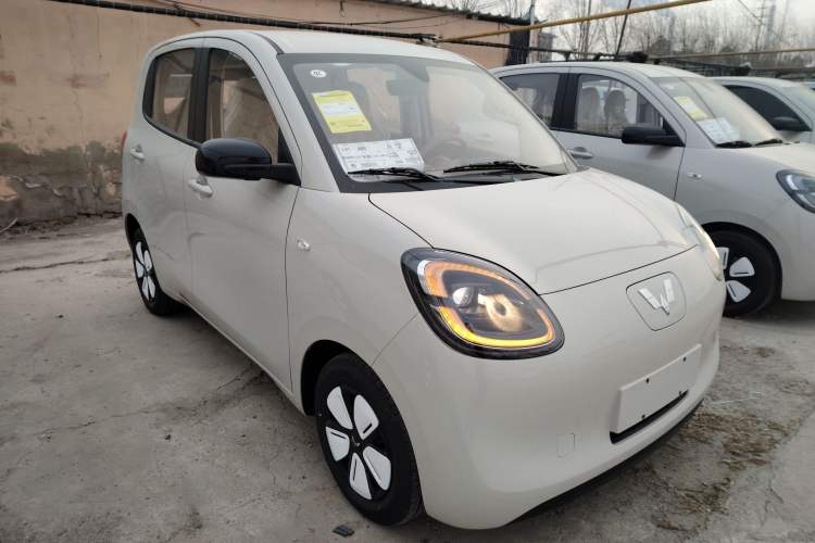 Used Wuling Hongguang MINIEV 2025 Four-Door Version Advanced Edition
