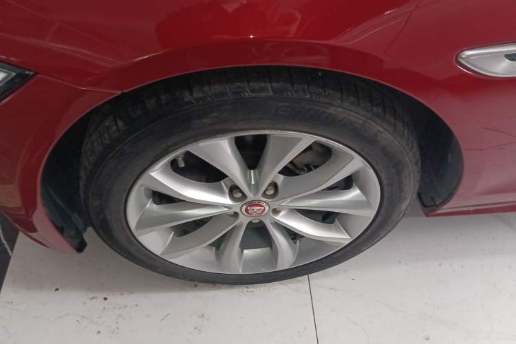 Used Jaguar XF 2016 XF 3.0 SC Two-Wheel-Drive R-Sport Sport Edition
