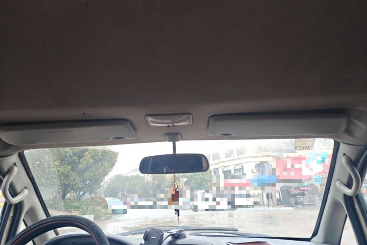 Used FORTHING Lingzhi 2014 V3 1.5L 7-Seater Comfort Model
