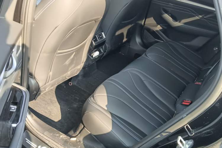 Used Geely Auto Preface 2025 Dongfang Yao 1.5TD Fuyao Edition
