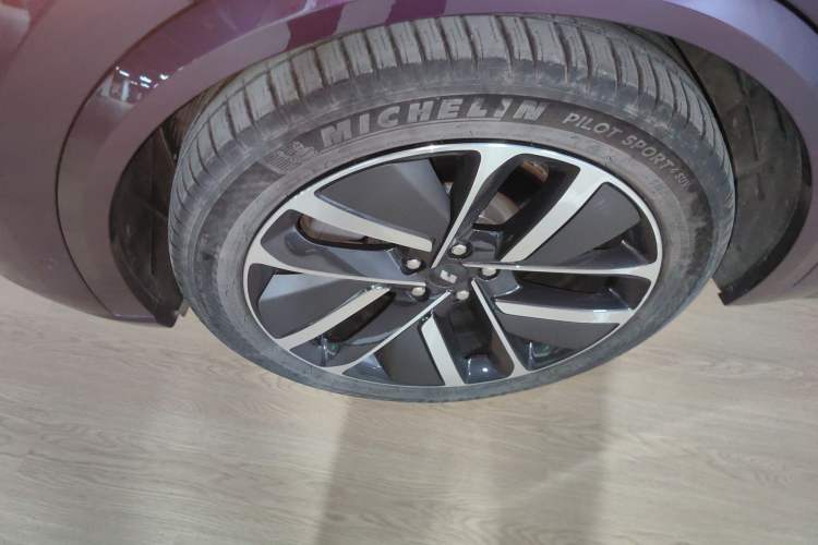 Used Li Auto L9 2024 Ultra Model