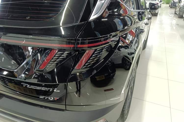 Used Hyundai Tucson 2023 Tucson L 1.5T Automatic Two-Wheel Drive DLX Luxury Edition
