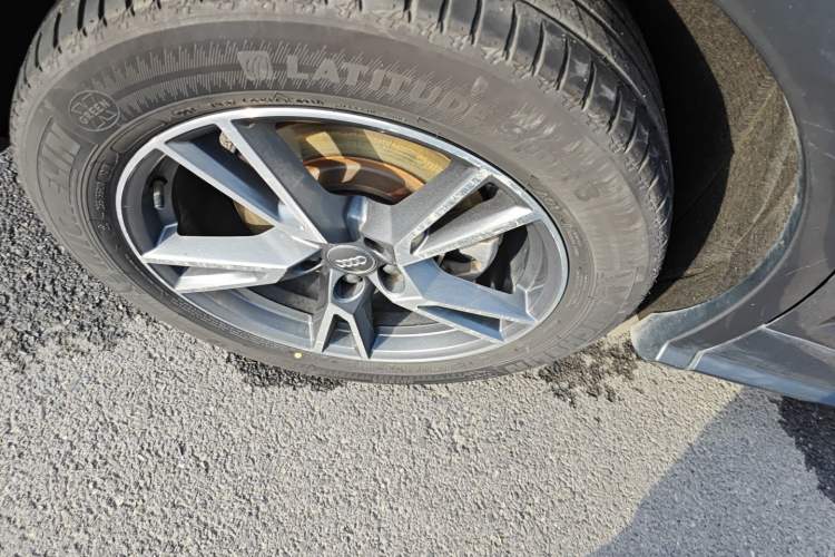 Used Audi Q5L 2020 Updated 40 TFSI Prestige Fashion Edition
