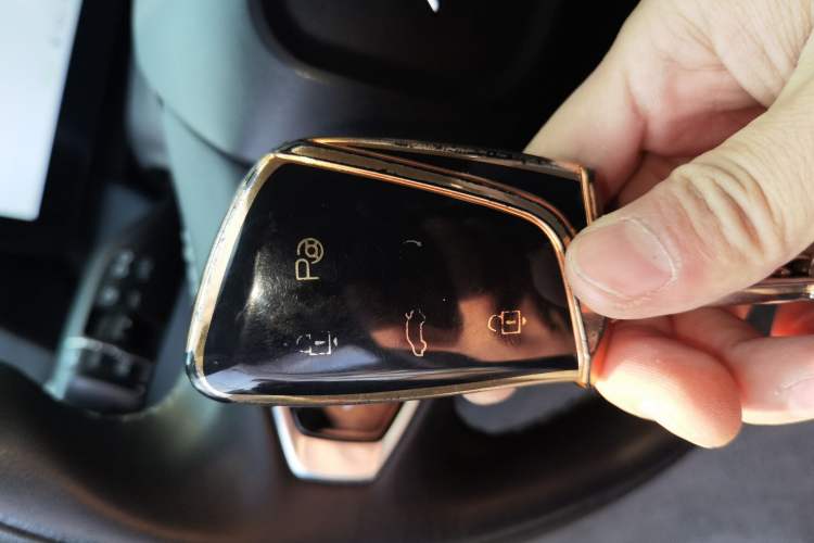 Used Dongfeng Aeolus Mage 2023 DH-i 1.5T Prestige Edition