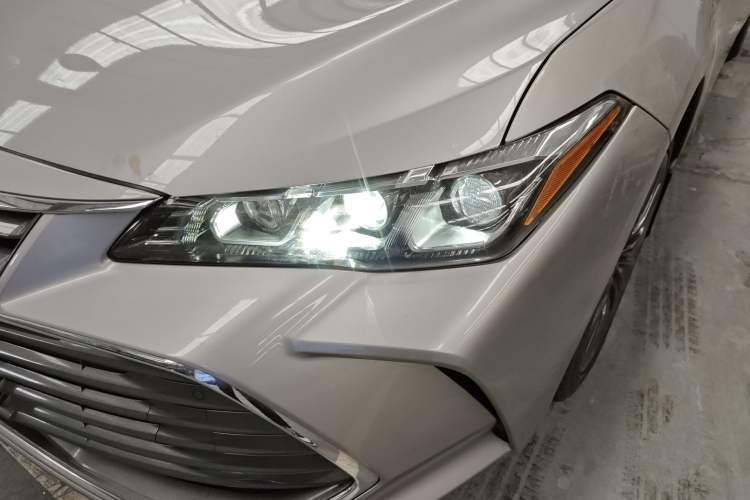 Used Toyota Avalon 2019 2.0L XLE Premium Edition China VI