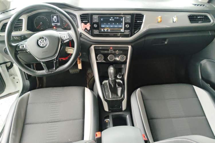 Used Volkswagen T-ROC 2020 230TSI DSG Two-Wheel Drive Advanced Version