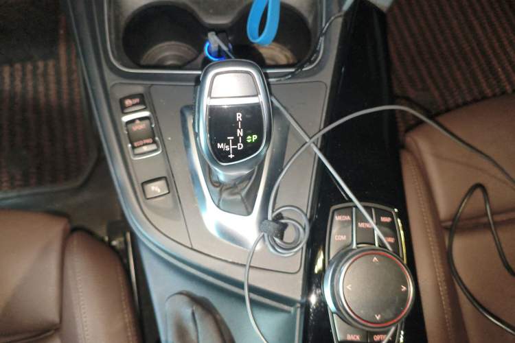 TDK.VehicleDetails.img