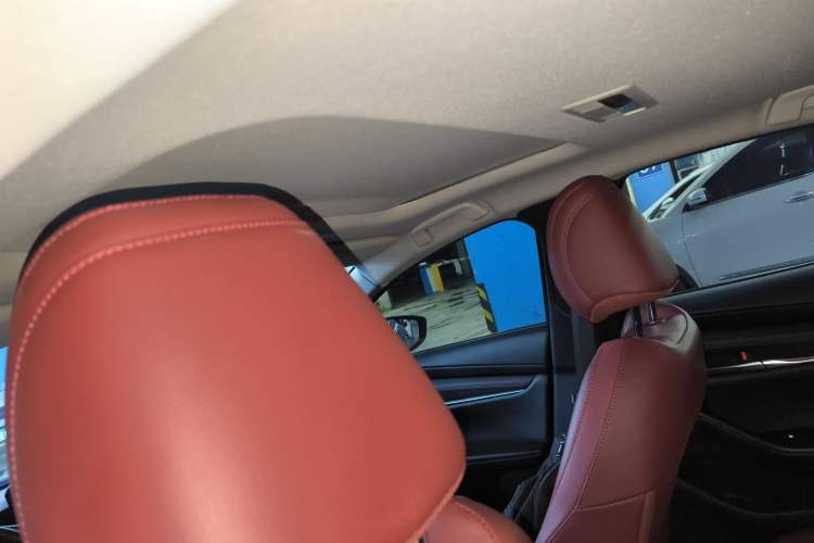 Used Mazda Mazda 3 Axela 2022 2.0L Automatic Premium Black Obsidian Edition
