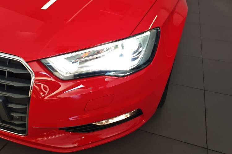 Used Audi A3 2015 Limousine 35 TFSI Millionth Anniversary Intelligent Leading Model
