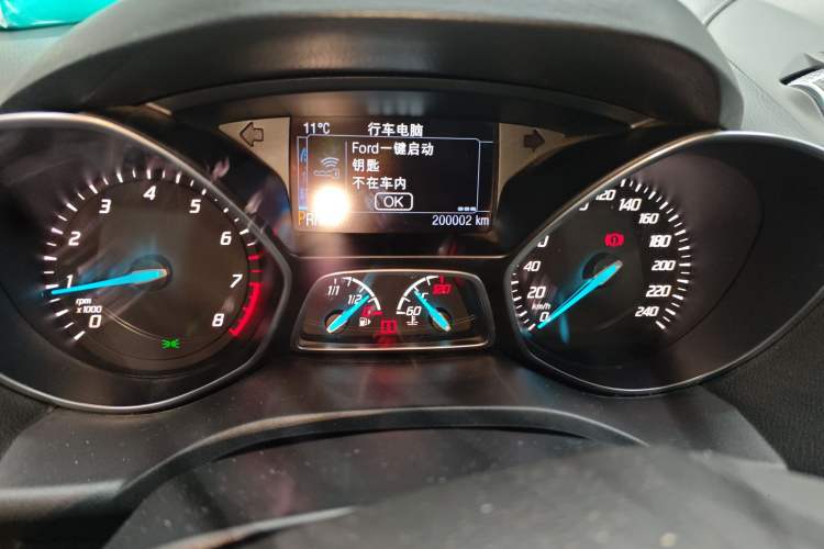 Used Ford Kuga 2015 2.0L GTDi Four-Wheel-Drive Sport Model
