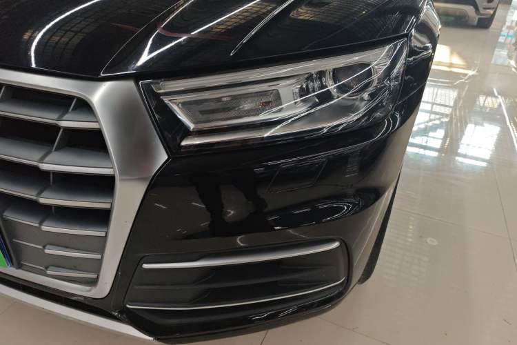 Used Audi Q5L 2018 40 TFSI Prestige Edition China VI Emission Standard
