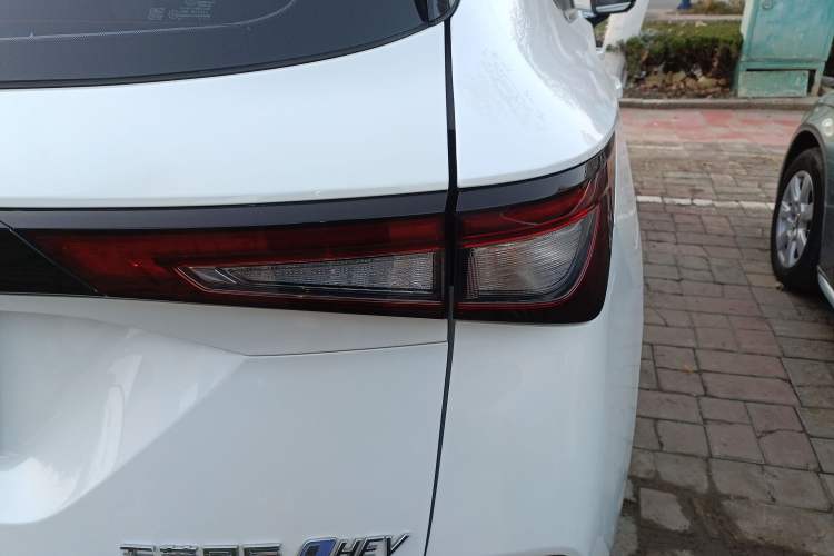 Used Wuling Asta 2022 2.0L DHT Electric-Speed Version