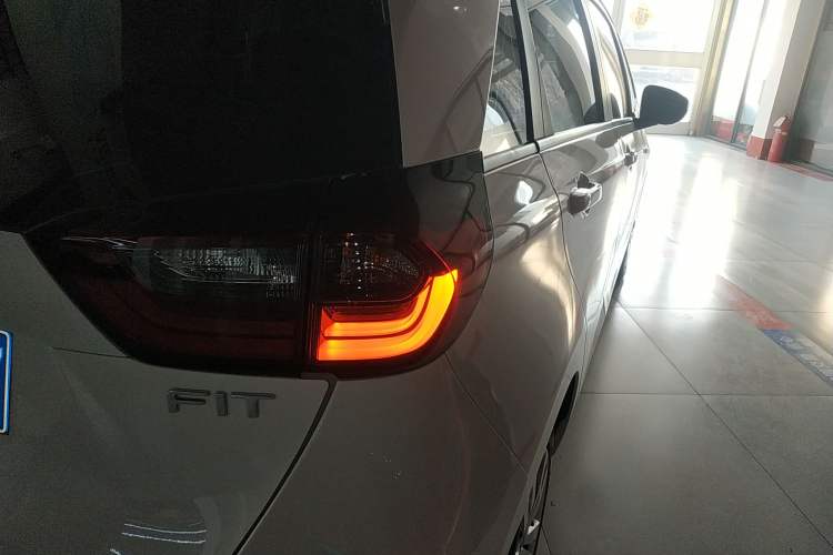 Used Honda Fit 2021 1.5L CVT Trendy Edition