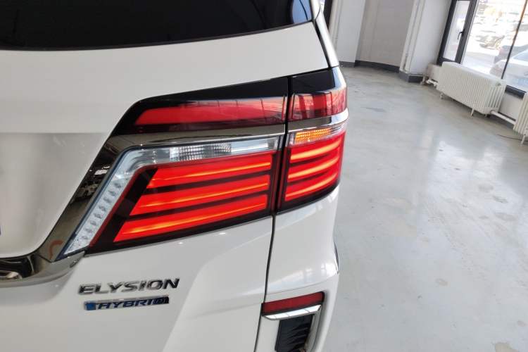 Used Honda Elysion 2019 2.0L Hybrid Luxury Edition