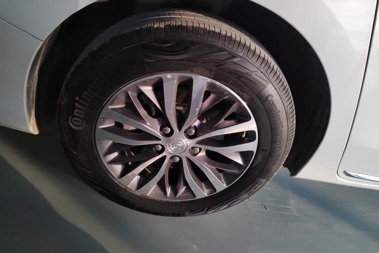 Used Buick GL8 2023 ES Lu Zun Comfort Model