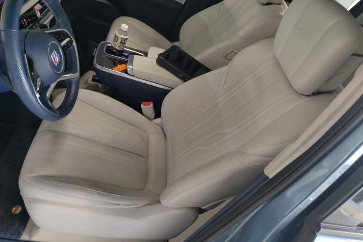 Used Buick Century 2023 2.0T Seven-Seater Yinshi Edition
