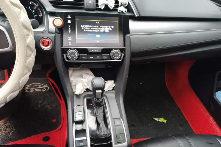 Used Honda Civic 2016 220TURBO CVT Luxury Edition
