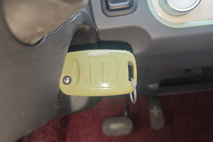 Used Wuling Hongguang MINIEV 2021 Macaron Fashion Edition Lithium-Ion Battery